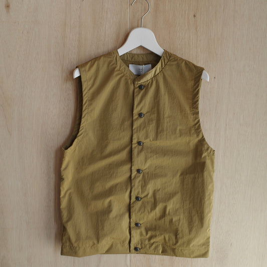 MUYA｜Nylon relax vest 2617