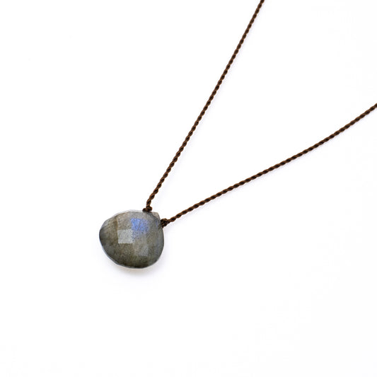 Margaret Solow｜faceted stone necklace [LABRADORITE]